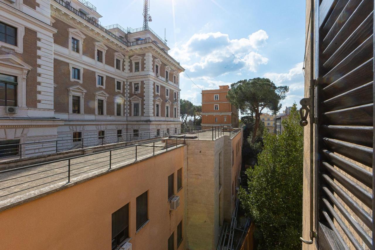 Lovely New Home Via Genova Rome Bagian luar foto